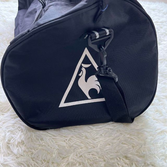 le coq sportif(ルコックスポルティフ)のlecoqsportif ルコックスポルティフ バック　黒　ボストン　大きめ メンズのバッグ(その他)の商品写真