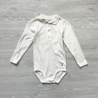 プチバトー(PETIT BATEAU)のPETIT BATEAU ホワイト襟付きロンパース 24m 86cm(ロンパース)