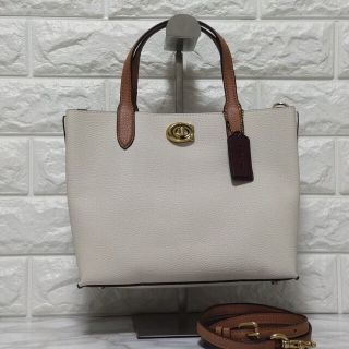 コーチ(COACH)のCOACH コーチ ウィロウ トート 24 ショルダー WHITE ホワイト(ショルダーバッグ)