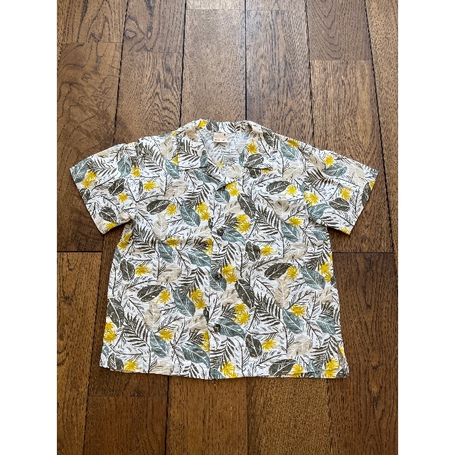 petit main(プティマイン)のpetit main 半袖シャツ110㎝　中古品 キッズ/ベビー/マタニティのキッズ服男の子用(90cm~)(ブラウス)の商品写真