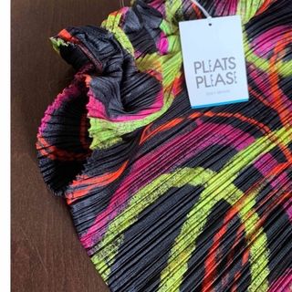 PLEATS PLEASE ISSEY MIYAKE - 最終価格。新品プリーツプリーズISSEY