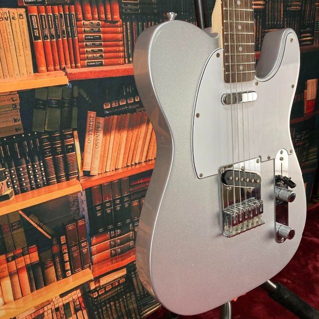 ボトムを作り続け40年 【5832】 squier Telecaster affinity 弦交換