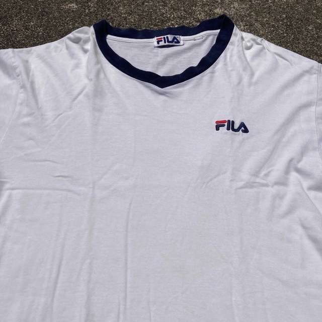 【90sオールド】FILA  刺繍ロゴ　Vネック　ビンテージリンガーネックT