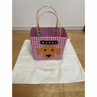 マルニ(Marni)の新作新品即完売MARNIマルニ ピンクドッグ アニマルバスケット(トートバッグ)