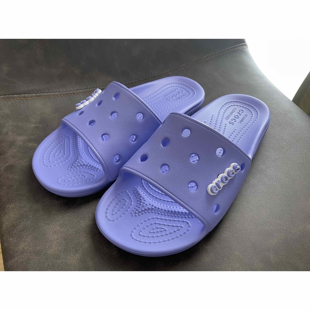 crocs(クロックス)のクラシック クロックス スライド CLASSIC CROCS SLIDE メンズの靴/シューズ(サンダル)の商品写真