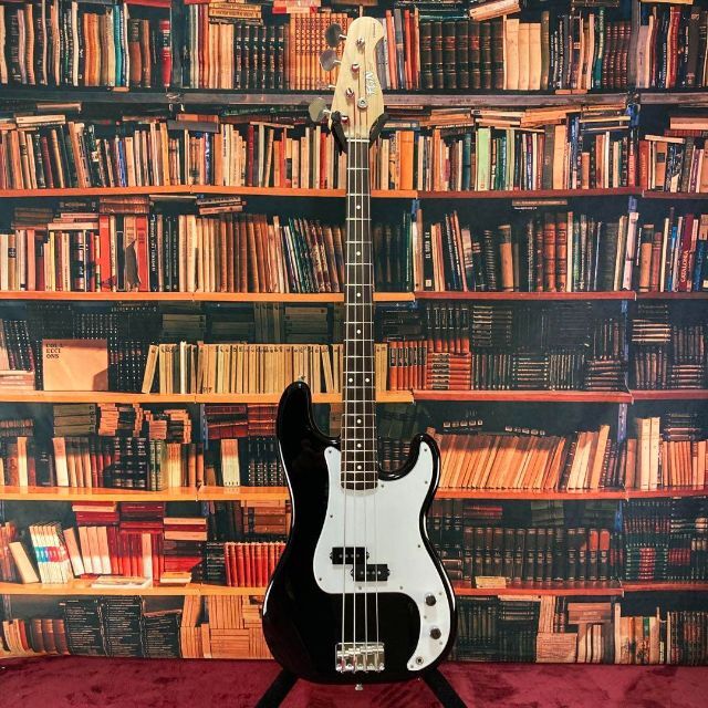 【5334】 フジゲン FGN precision bass 弦替不要 ケース付