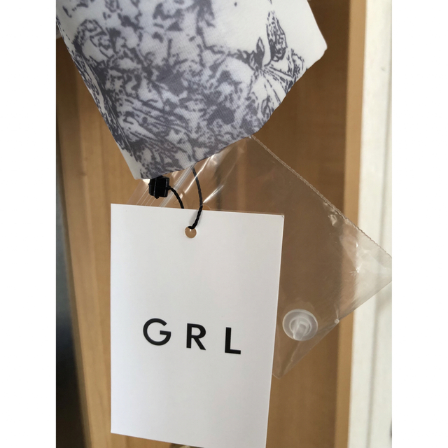 GRL(グレイル)のGRL 花柄フリルボウタイオーガンジーブラウス[al121] レディースのトップス(シャツ/ブラウス(長袖/七分))の商品写真