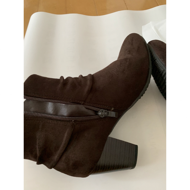 ショートブーツ❤︎Mサイズ❤︎スエード系 レディースの靴/シューズ(ブーツ)の商品写真