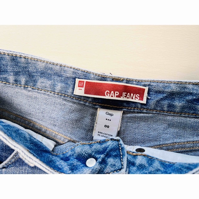 GAP(ギャップ)のGAP ダメージ加工デニムミニ レディースのスカート(ミニスカート)の商品写真