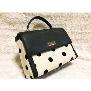 ケイトスペードニューヨーク(kate spade new york)のケイトスペード⭐︎ドット柄2WAYバック⭐︎ショルダー＆ハンドバッグ(ハンドバッグ)