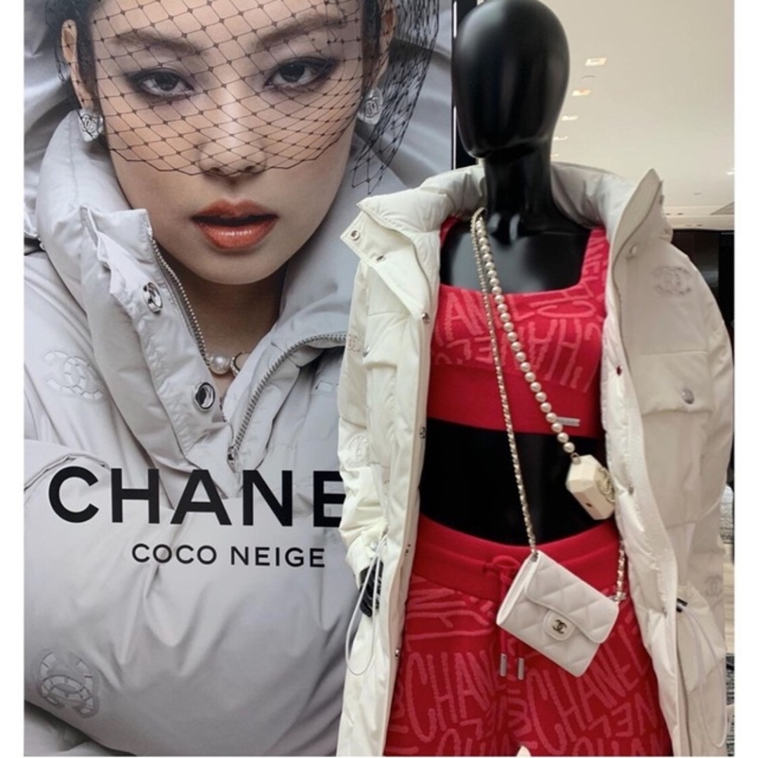 CHANEL - CHANEL シャネル blackpinkジェニー ダウンコートの CHANEL - CHANEL シャネル blackpinkジェニー ダウンコートの
