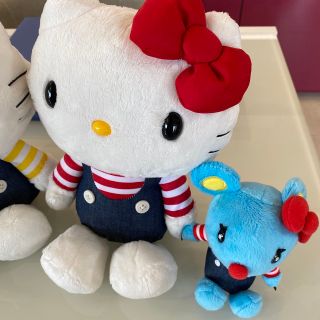 サンリオ　ハローキティ　ぬいぐるみ　限定　meet the 2 ribbon