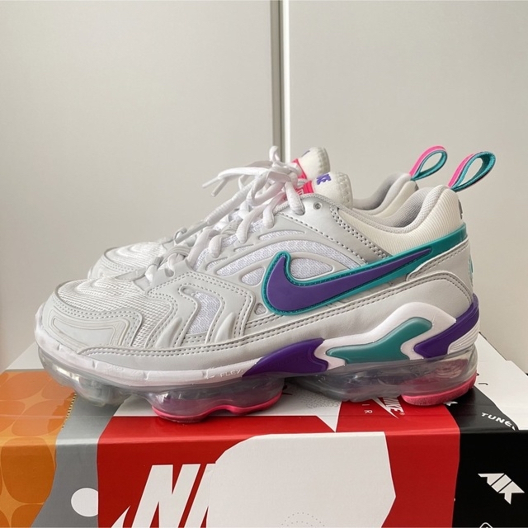 美品　NIKE AIR VAPORMAX PLUS 白