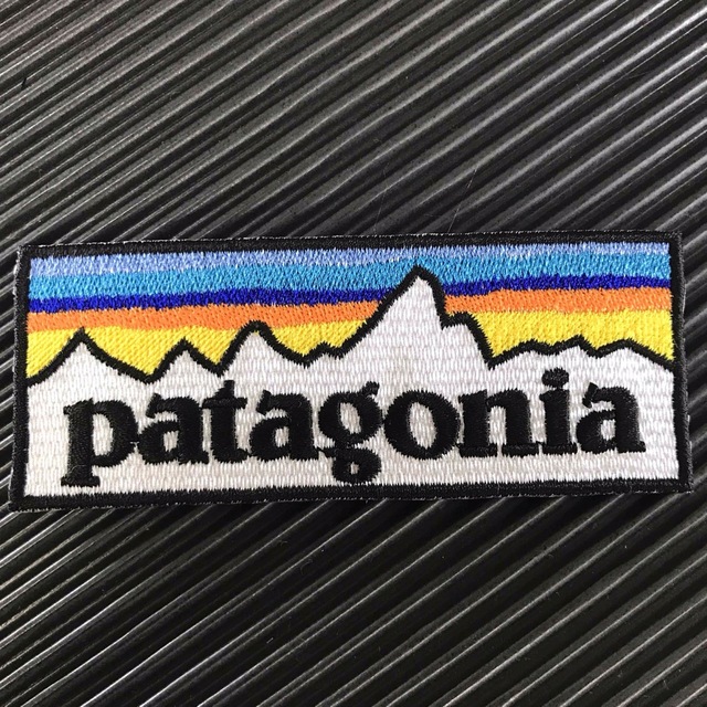 patagonia(パタゴニア)のパタゴニア PATAGONIA "SUNSET" ロゴ アイロンワッペン -20 ハンドメイドの素材/材料(各種パーツ)の商品写真