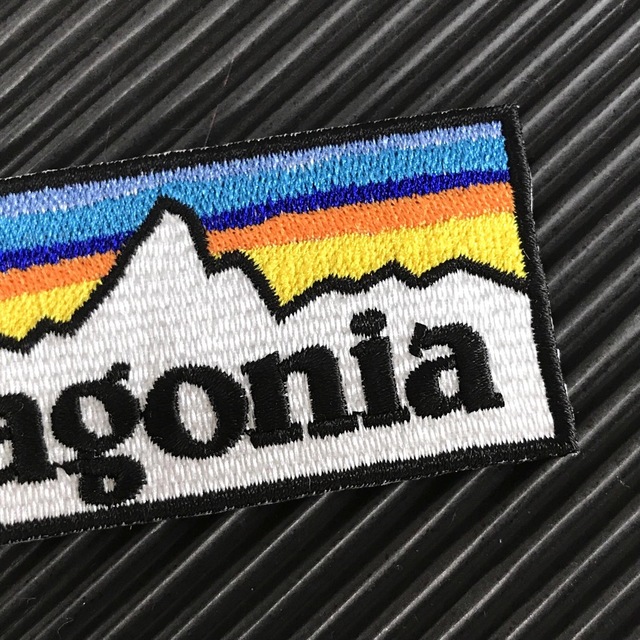 patagonia(パタゴニア)のパタゴニア PATAGONIA "SUNSET" ロゴ アイロンワッペン -20 ハンドメイドの素材/材料(各種パーツ)の商品写真