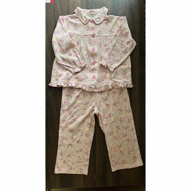 サンリオ(サンリオ)のマイメロディ子供用パジャマ　120 キッズ/ベビー/マタニティのキッズ服女の子用(90cm~)(パジャマ)の商品写真