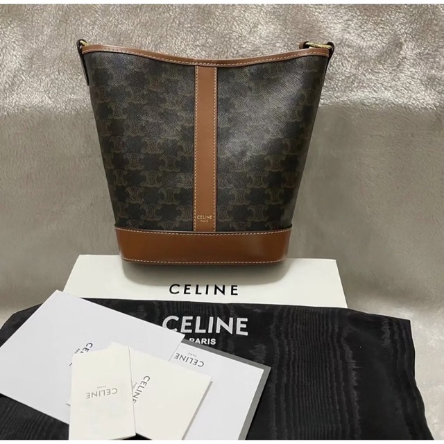 CELINE  セリーヌ