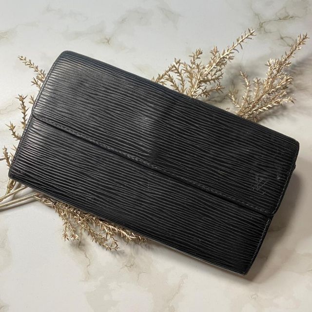 LOUIS VUITTON ルイヴィトン 黒 ブラック エピ 長財布 ロゴの通販 by