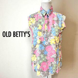 オールドベティーズ(OLD BETTY'S)のオールドベティーズ　花柄ノースリーブブラウス　フラワー　リゾート感　総柄(シャツ/ブラウス(半袖/袖なし))