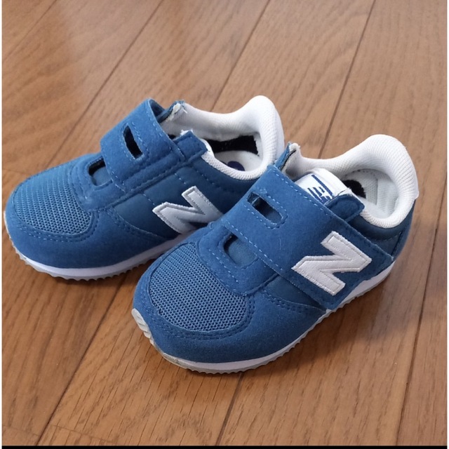 New Balance(ニューバランス)のニューバランス　ベビー KV220 13cm キッズ/ベビー/マタニティのベビー靴/シューズ(~14cm)(スニーカー)の商品写真