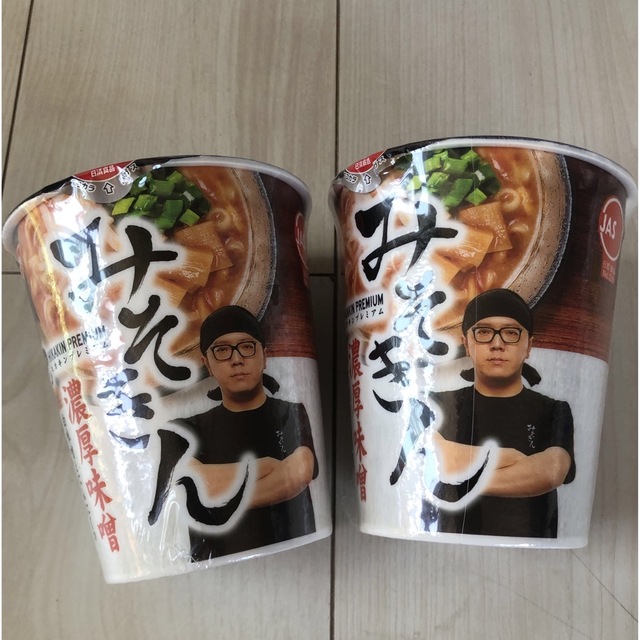 日清食品(ニッシンショクヒン)のみそきん 食品/飲料/酒の加工食品(インスタント食品)の商品写真