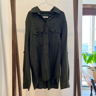 ザラ(ZARA)のZARA カーキ　シャツ(シャツ/ブラウス(長袖/七分))