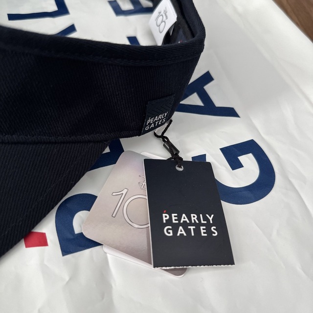 PEARLY GATES(パーリーゲイツ)の【新品未使用】パーリーゲイツ  サンバイザー  ミッキー  キャップ 認証タグ  メンズの帽子(サンバイザー)の商品写真