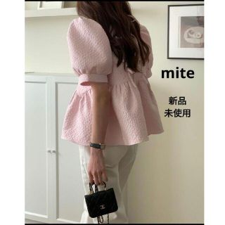 新品未使用タグ付　mite jaguard puff tp　pink(シャツ/ブラウス(半袖/袖なし))