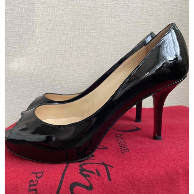 Christian Louboutin(クリスチャンルブタン)のルブタン　黒ハイヒール レディースの靴/シューズ(ハイヒール/パンプス)の商品写真
