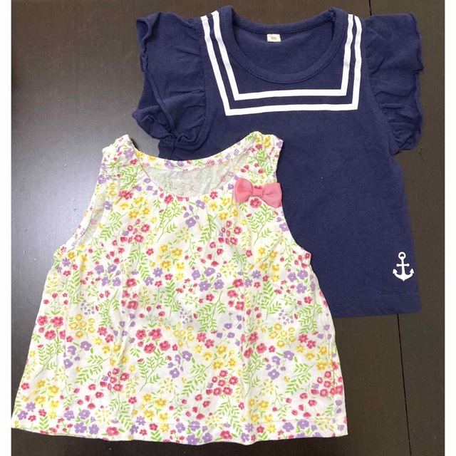 西松屋(ニシマツヤ)の80 女の子トップス 2枚セット キッズ/ベビー/マタニティのベビー服(~85cm)(Ｔシャツ)の商品写真