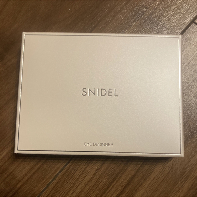 新品未開封 アイデザイナー 09初回限定SNIDEL BEAUTY アイシャドウ