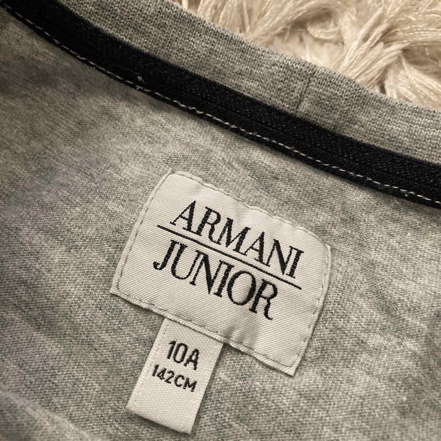 ARMANI JUNIOR(アルマーニ ジュニア)の専用／アルマーニジュニア／10A／142cm／グレーTシャツ キッズ/ベビー/マタニティのキッズ服男の子用(90cm~)(Tシャツ/カットソー)の商品写真