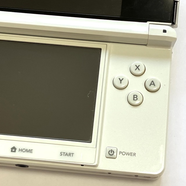 すぐに遊べる付属品セット！◆任天堂3DS 本体◆アイスホワイト◆73