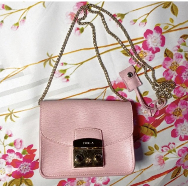 Furla - フルラ FURLA メトロポリス ショルダーバッグ ピンクの通販 by Furla - フルラ FURLA メトロポリス ショルダーバッグ ピンクの通販 by
