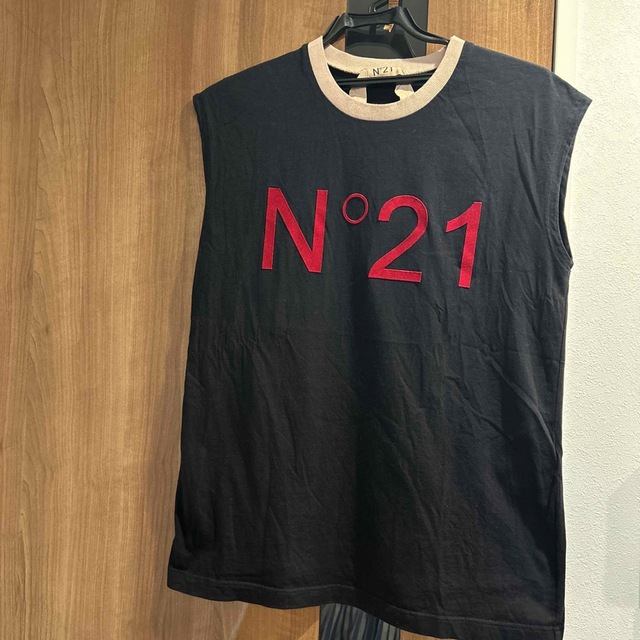 ヌメロ　N°21 Tシャツ　ノースリーブ