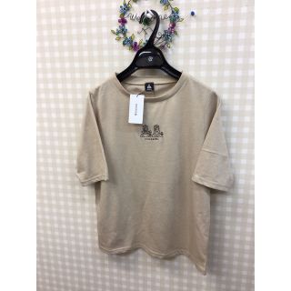 メルロー(merlot)の専用　　　　新品】merlot刺繍Tシャツ(Tシャツ(半袖/袖なし))