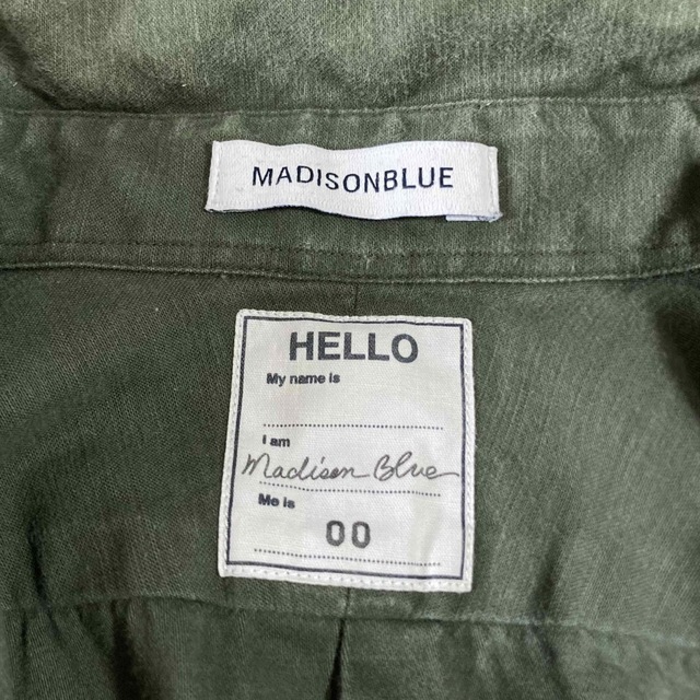 MADISONBLUE(マディソンブルー)のマディソンブルー ボタンダウンシャツ コットン カーキ ミリタリー レディースのトップス(シャツ/ブラウス(長袖/七分))の商品写真