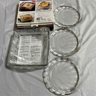 パイレックス(Pyrex)のPYREX 丸皿3枚とHARIO 角オーブン皿(調理道具/製菓道具)