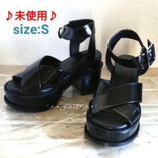 スライ(SLY)のPLATFORM EMBOSS SANDAL♡SLY スライ 未使用(サンダル)