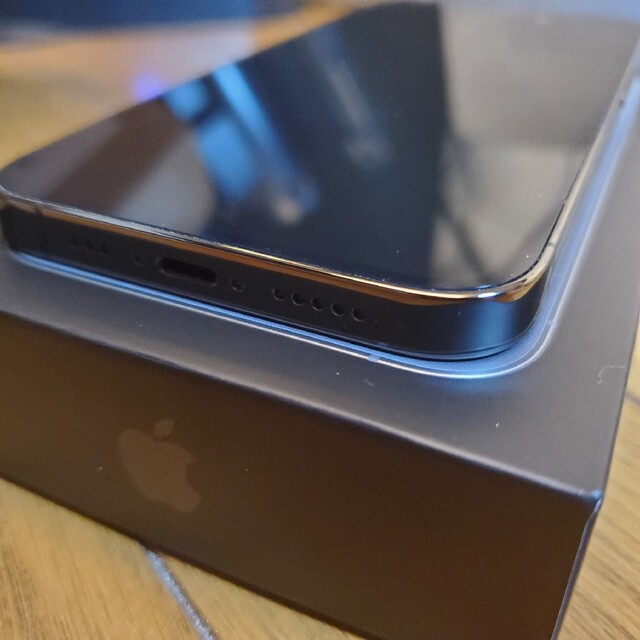 Apple iPhone13Pro 256GB グラファイト SIMフリー 4