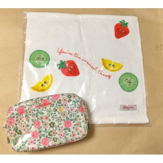 キャスキッドソン(Cath Kidston)のCath Kidston　花柄　ポーチ　フルーツ　タオル　ミラー　セット(ポーチ)