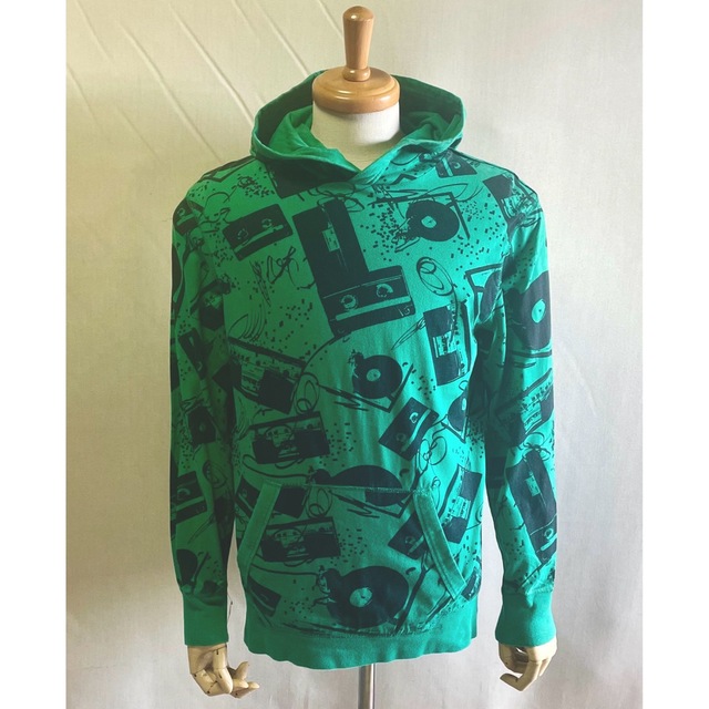 Vuit   Cutsew Pullover Hoodie   Size M