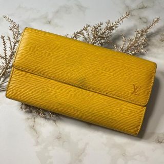 LOUIS VUITTON エピ　ルイヴィトン　長財布　ロゴ　黄色　イエロー(長財布)