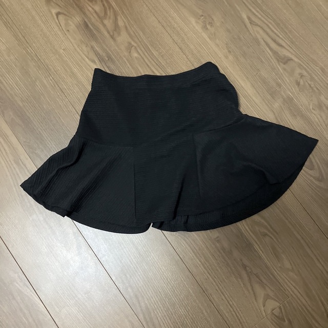 ZARA(ザラ)の⭐︎送料込⭐︎ZARA短丈スカート レディースのスカート(ミニスカート)の商品写真