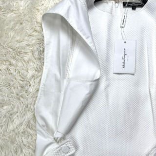 Salvatore Ferragamo - 新品 サルヴァトーレフェラガモ ノースリーブ