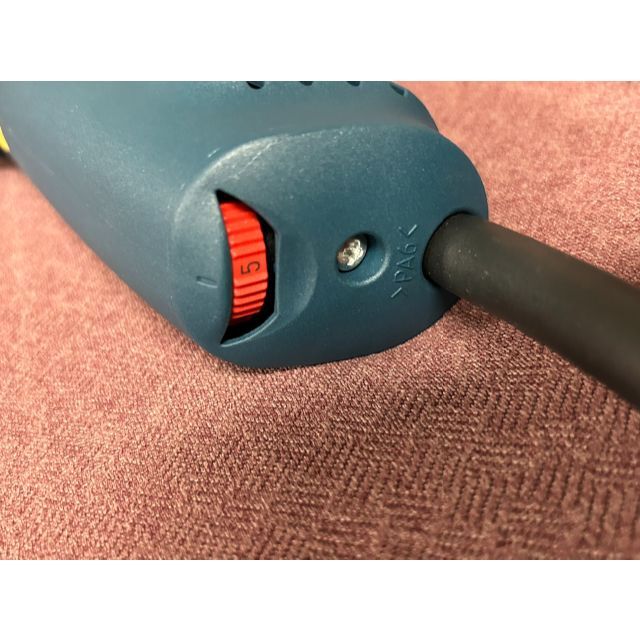 ボッシュ 電子ディスクグラインダ GWS8-100CE