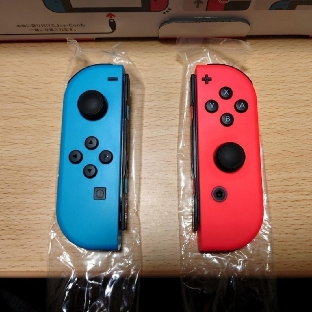 美品】新型ニンテンドースイッチ(バッテリー強化版) 美品】新型ニンテンドースイッチ(バッテリー強化版)