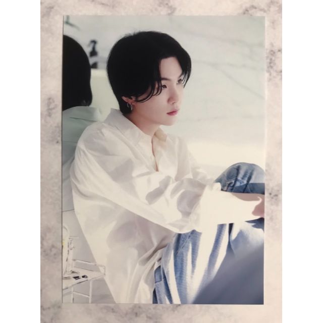 【BTSB6827:ユンギ(シュガ)】/BTS(バンタン)写真L版 | フリマアプリ ラクマ