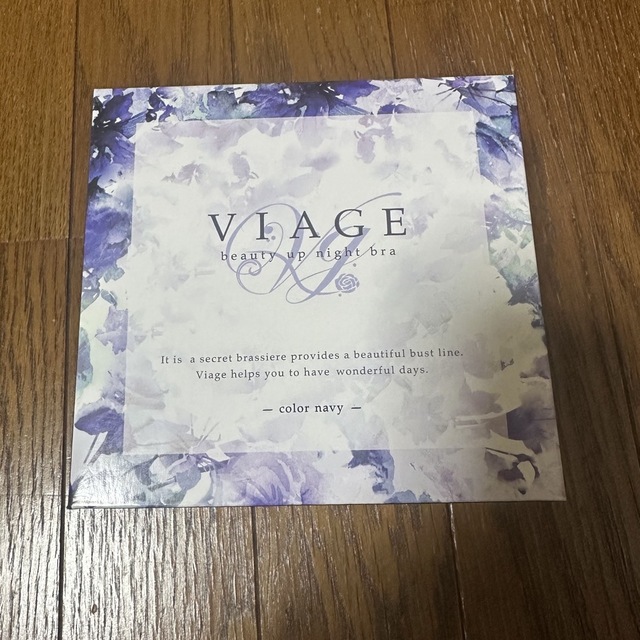 VIAGE(ヴィアージュ)のVIAGE ナイトブラ レディースの下着/アンダーウェア(ブラ)の商品写真