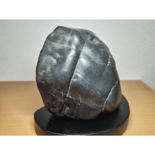 神居古潭石 7.4kg 黒石 碧玉 錦石 鑑賞石 自然石 原石 水石 原石 盆石